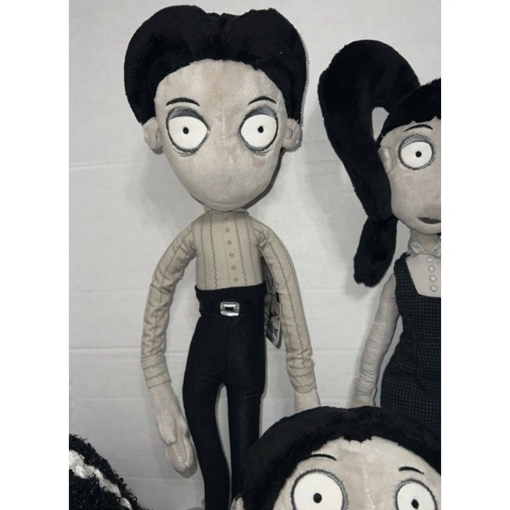 DISNEY PLUSH SET  Frankenweenie Victor Frankenstein ELSA Van Edgar NWT NEW - Picture 11 of 12